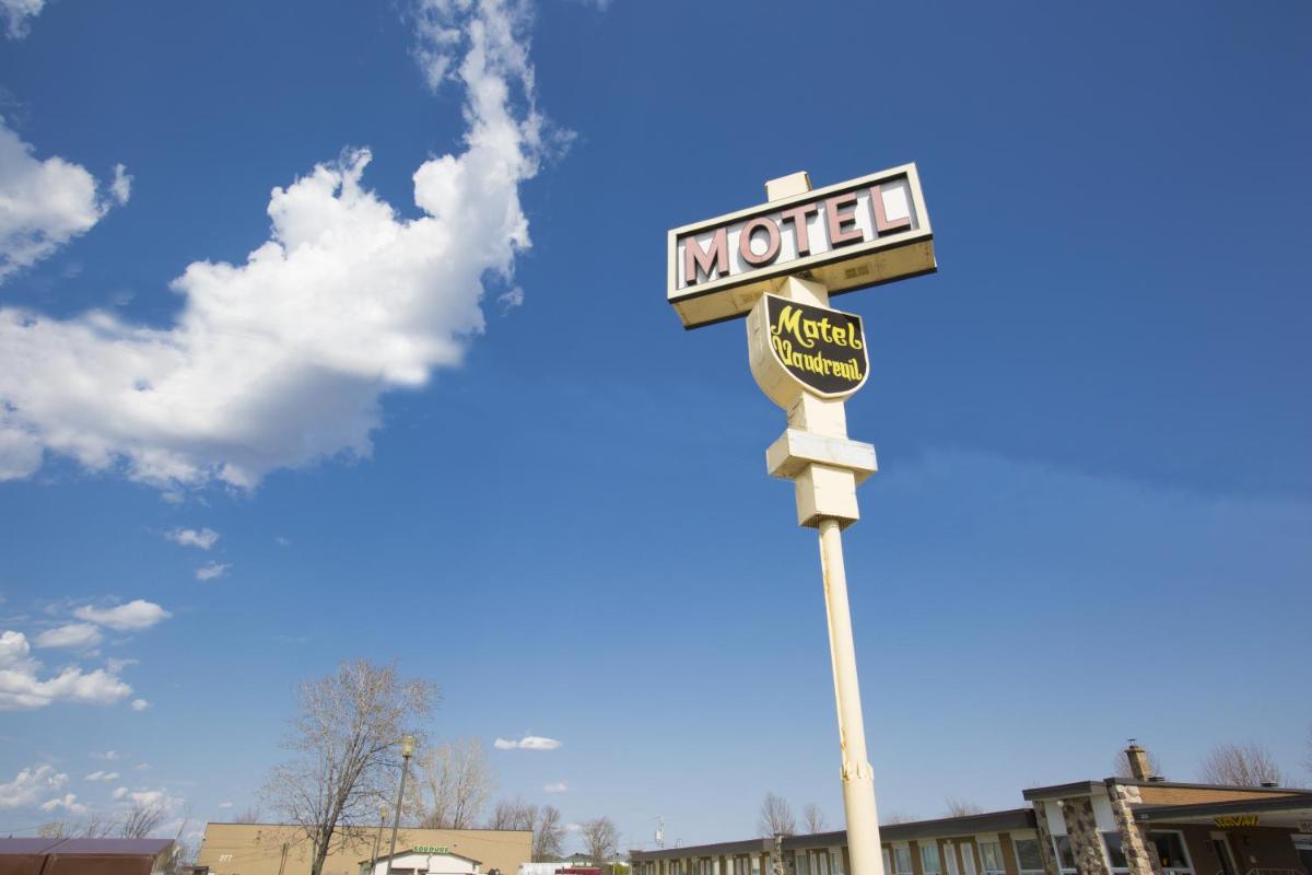 Motel Vaudreuil - Housity