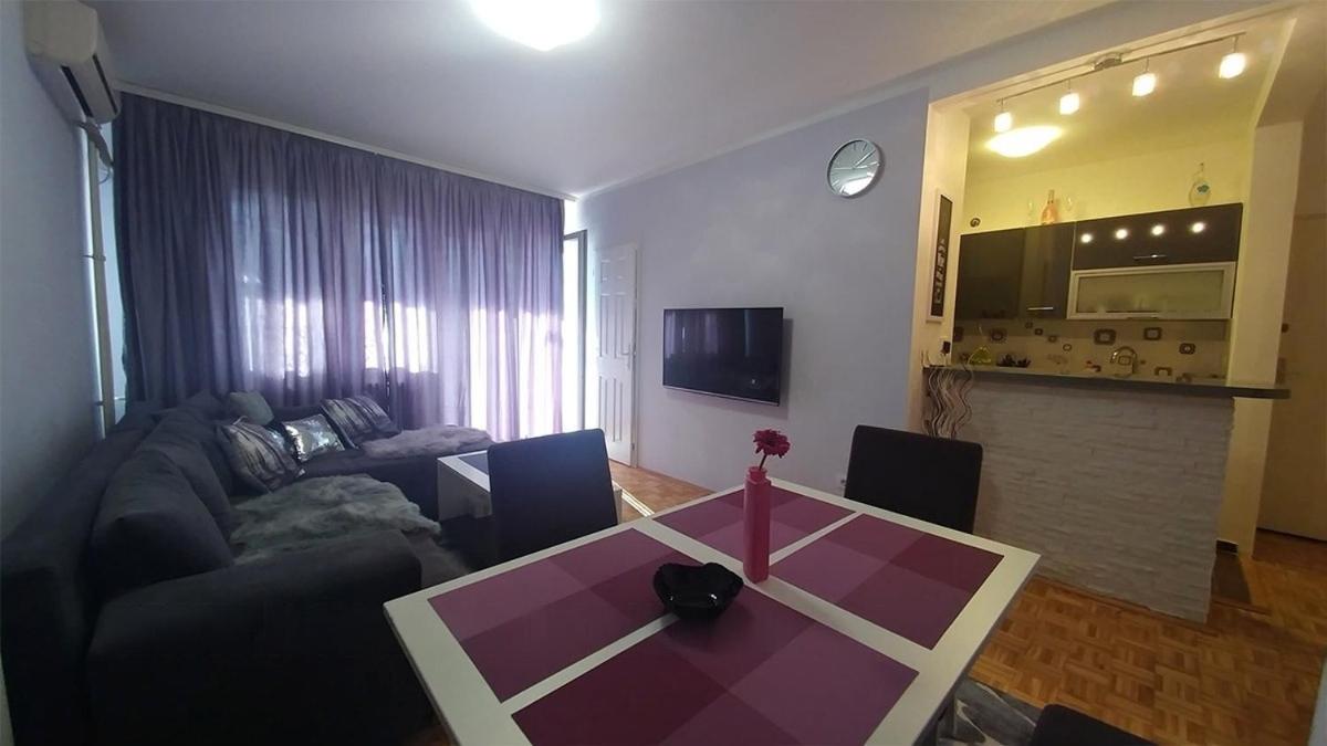 Cezar Apartment - Housity
