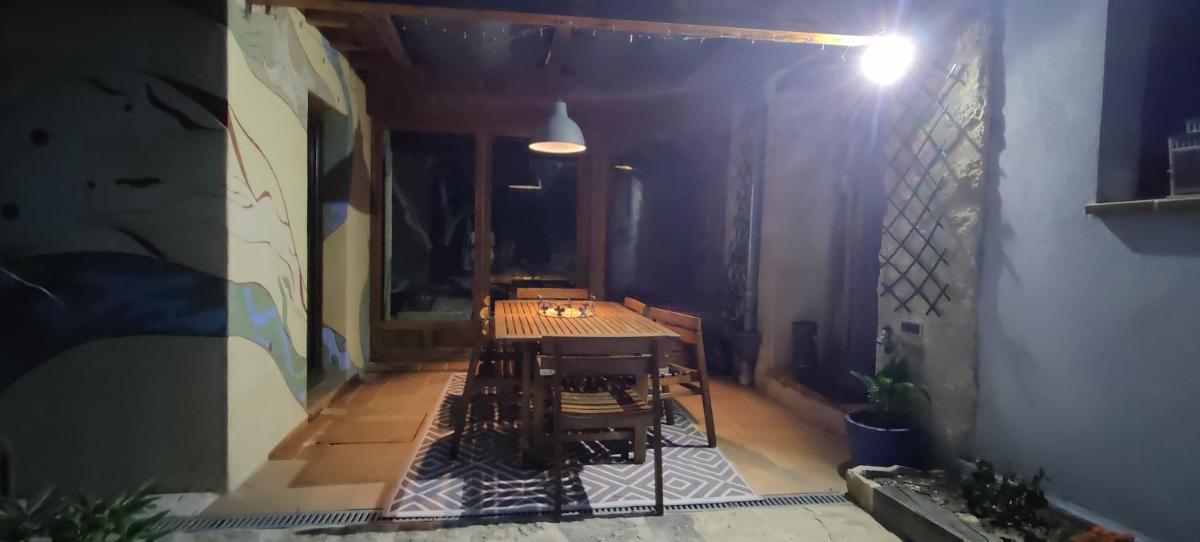 Viento de Ladera PISCINA NATURAL y JACUZZI EXT - Housity