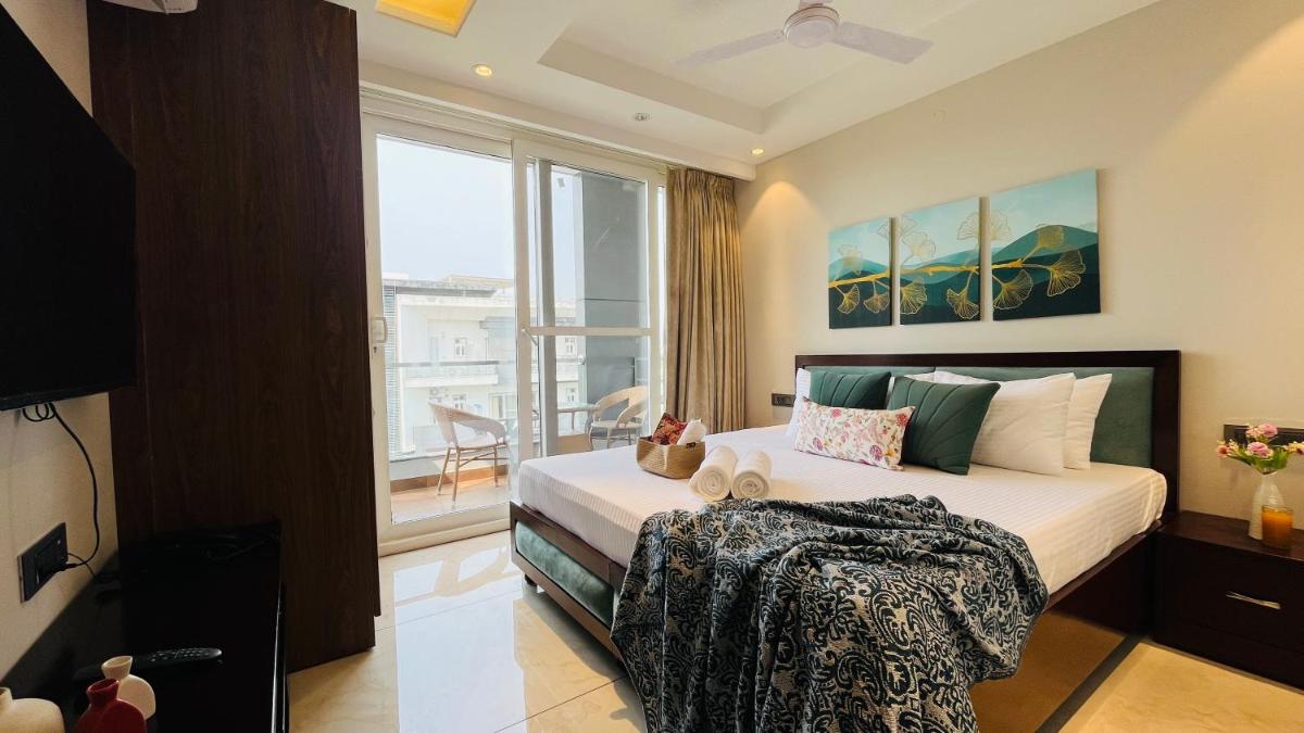 Zen Suites - DLF Gurgaon - Housity