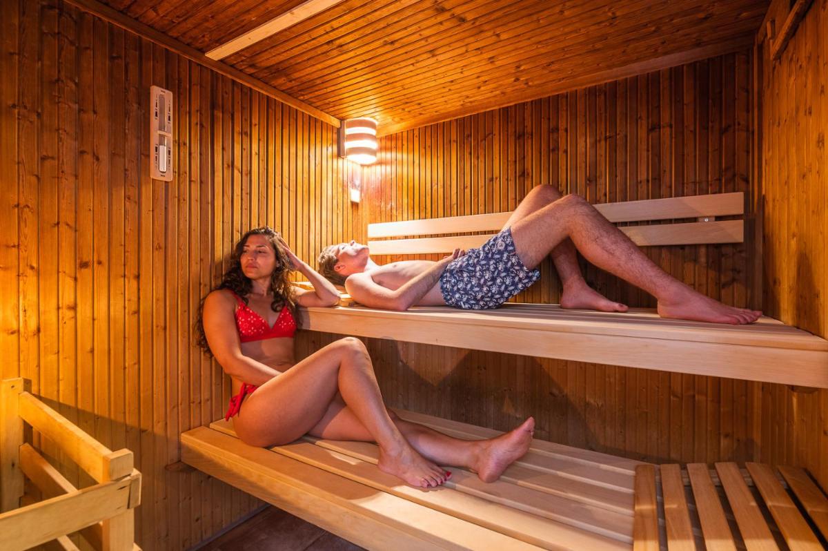 Os clientes hospedados em Vale da Lapa Village Resort