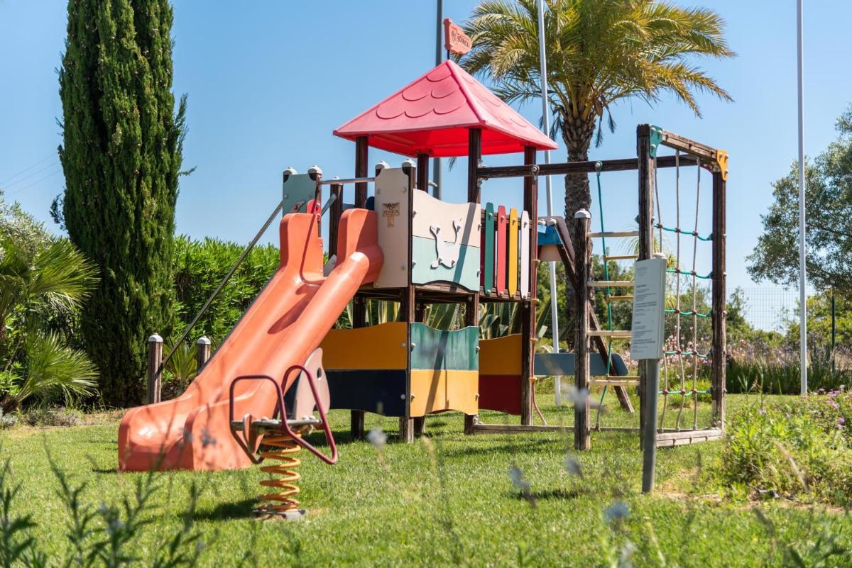 A área de jogos para crianças em Vale da Lapa Village Resort