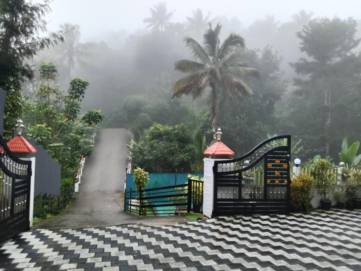 Suitetrails - Arabian Nights Munnar