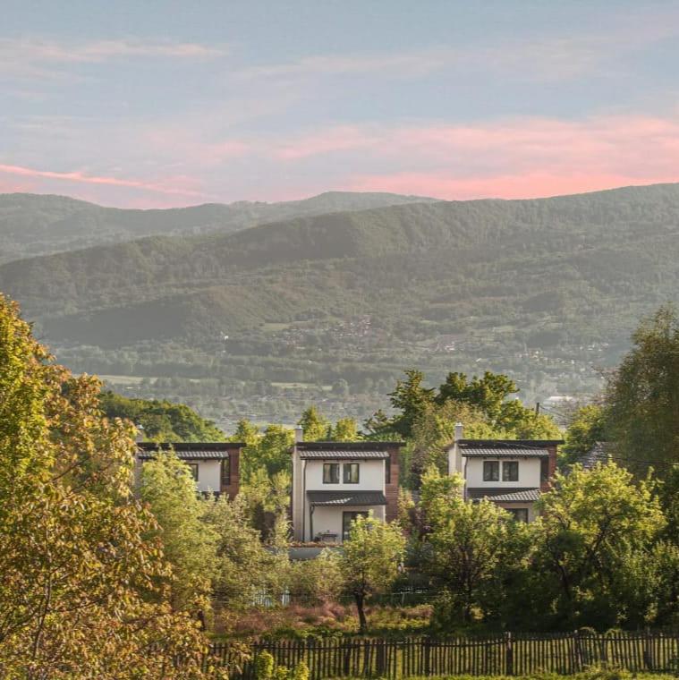 Lake View Resort - Housity