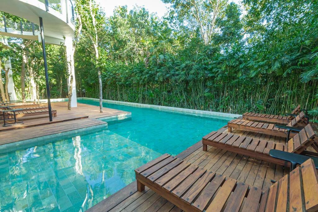 Magnificent House with Pool & Jungle View - Housity