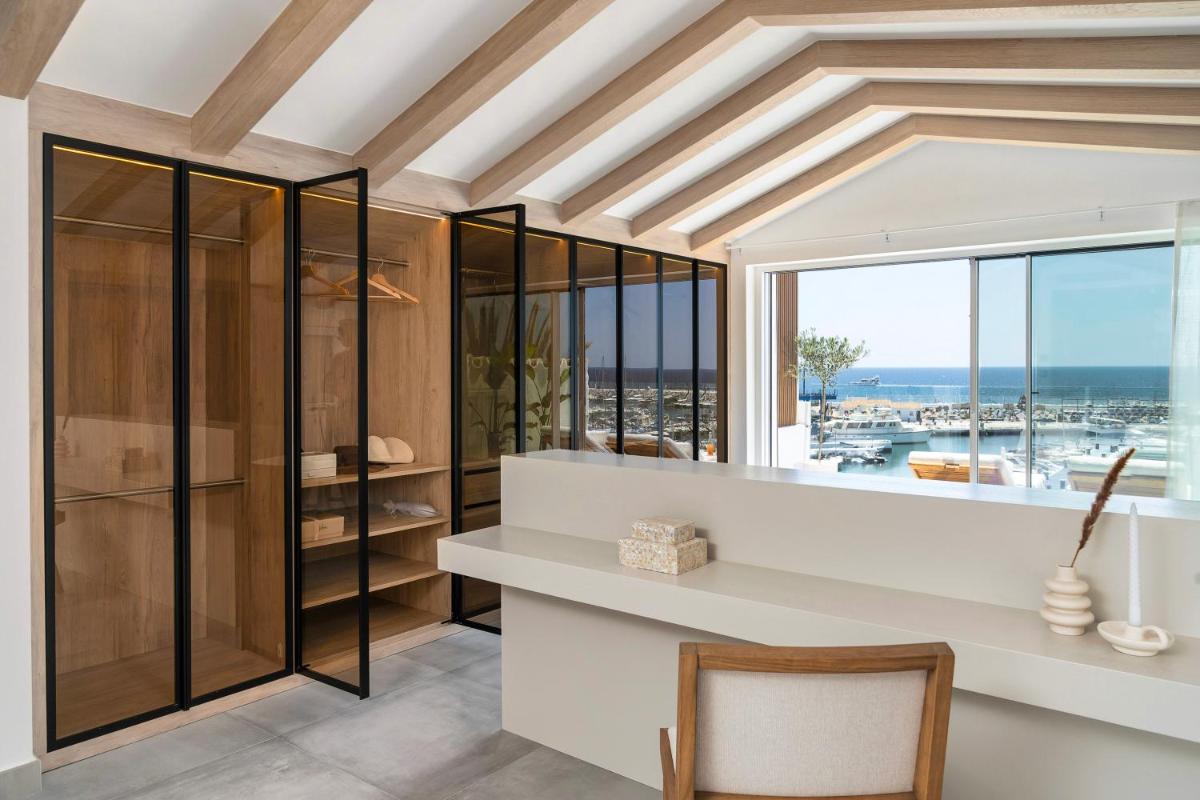 Suitetrails - 224 -Luxury Selection- Puerto Banus Marbella Front Line Duplex Penthouse