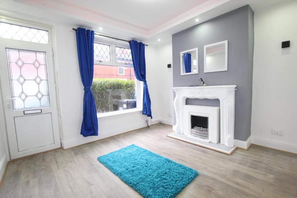 Friendly Stockport - Housity