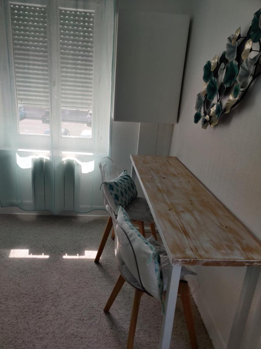 L'Aventurine - Housity