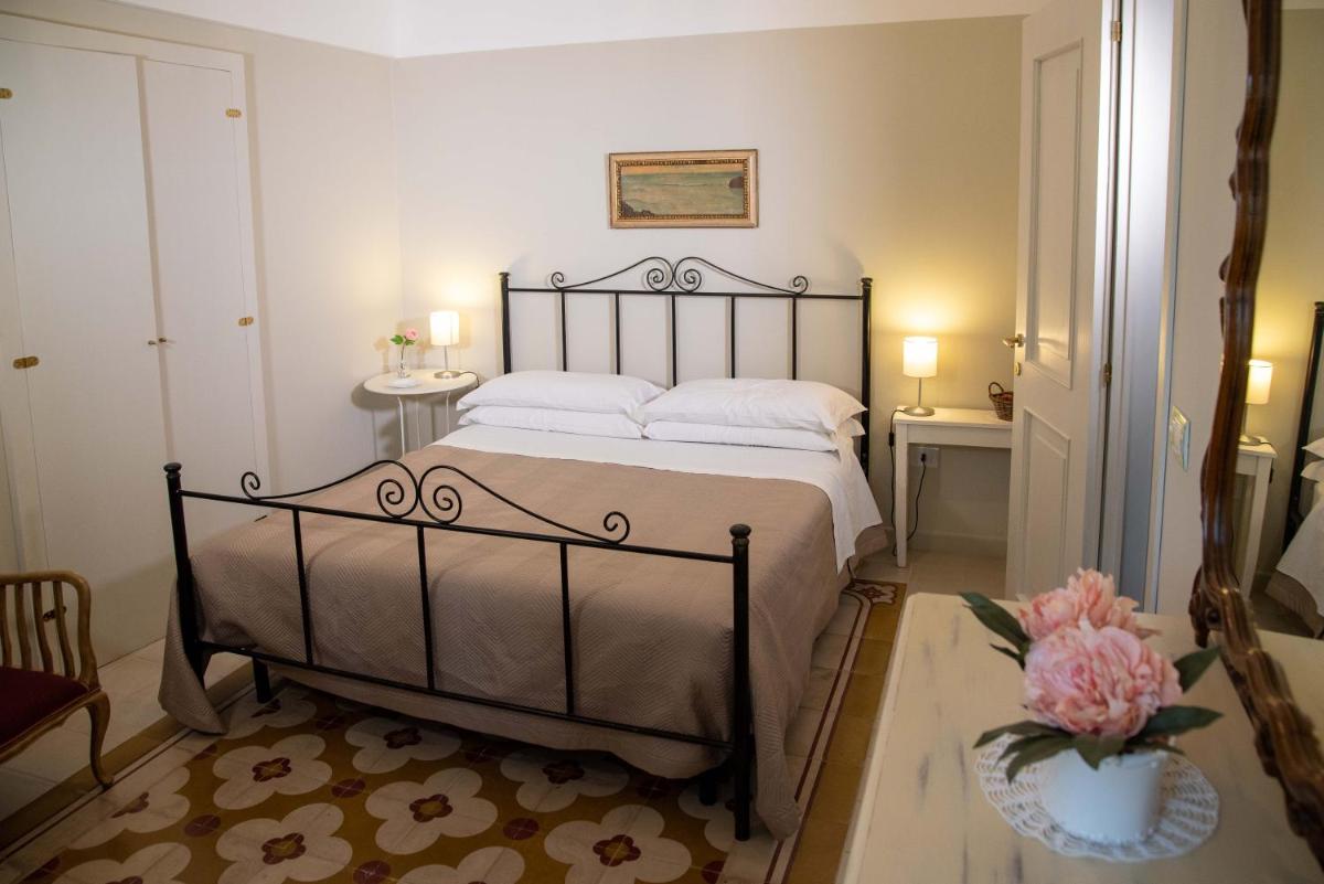 Dimora del Castellano CASA SATURNO - Housity