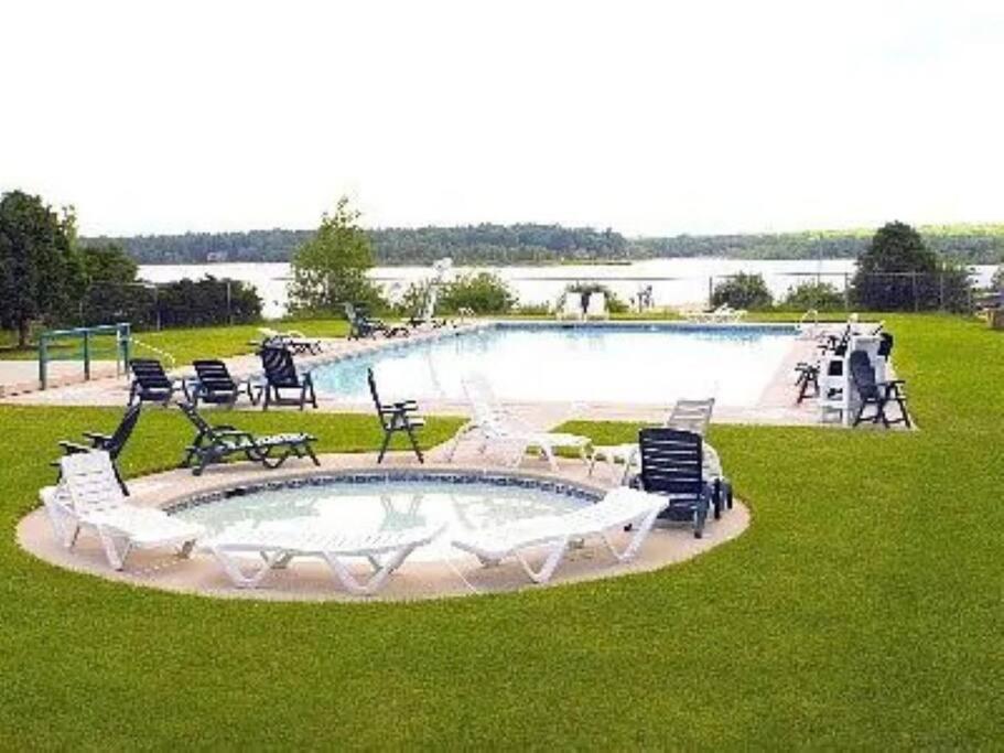 Pocono Vacation Retreat - Housity