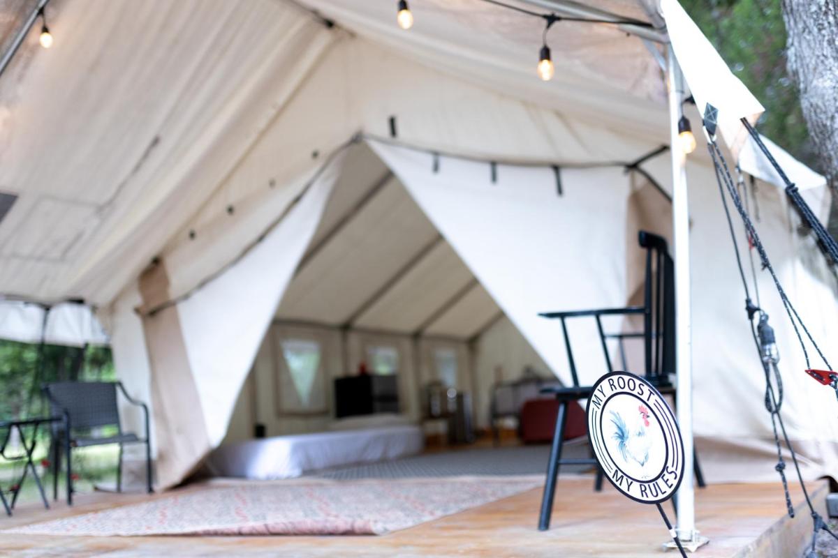 Farmstay Getaway - Housity