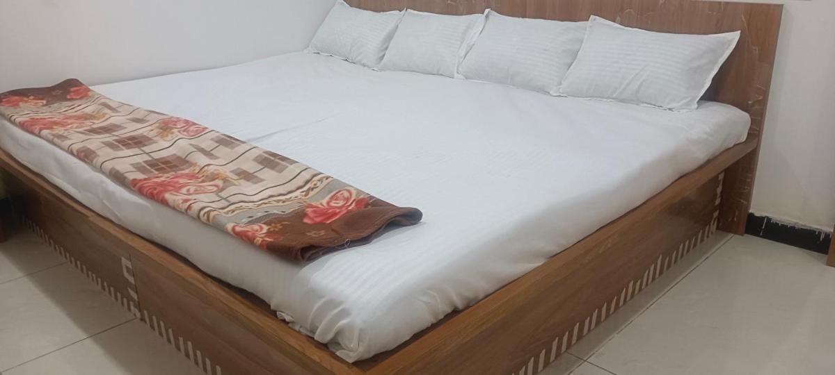 Hotal shree govind palace - Housity