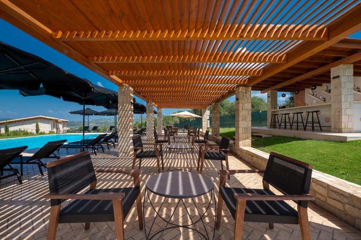 Mint Retreat Suites - Housity