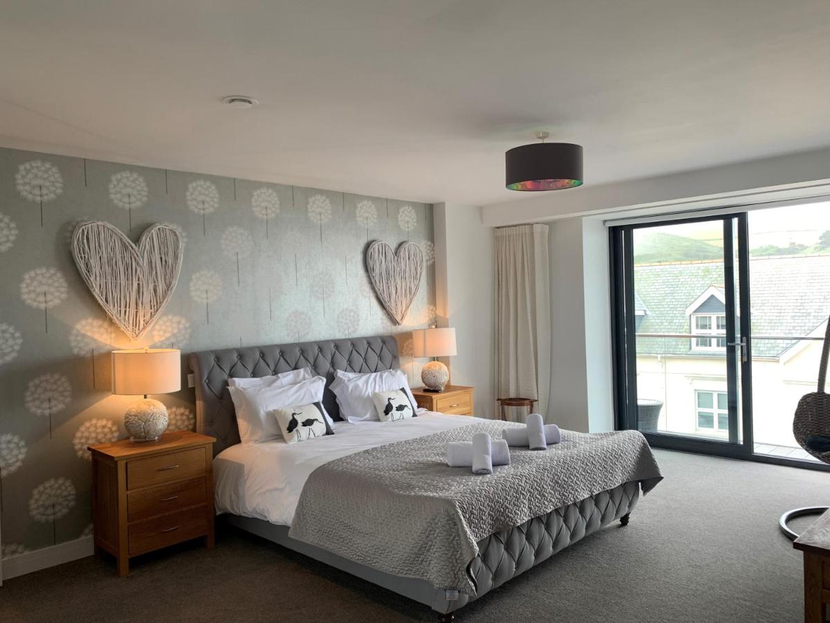 12 Woolacombe East - Luxury Apartment at Byron Woolacombe, only 4 minute walk to Woolacombe Beach! - Housity