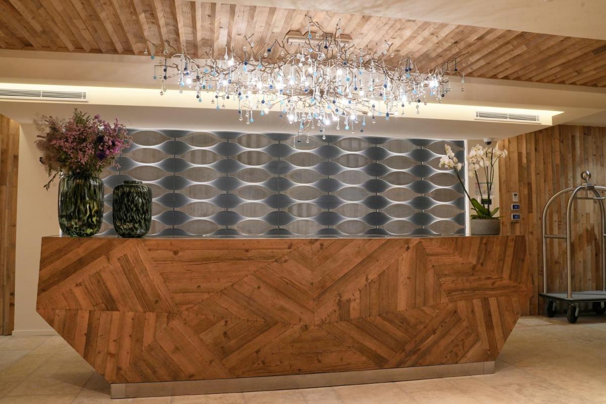 Photo de la galerie de l'établissement Les Regalia Hôtel & Spa, à Sainte-Lucie de Porto-Vecchio