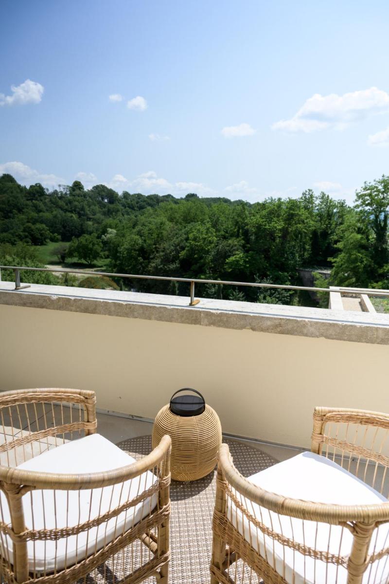 Balcon ou terrasse dans l'établissement Le Couvent des Minimes, un Hôtel & Spa L'Occitane en Provence