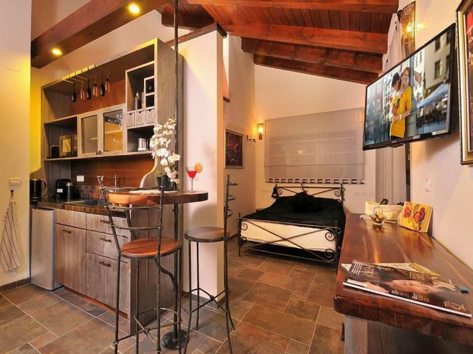 סחלב פראי Wild Orchid Luxury Suites - Housity
