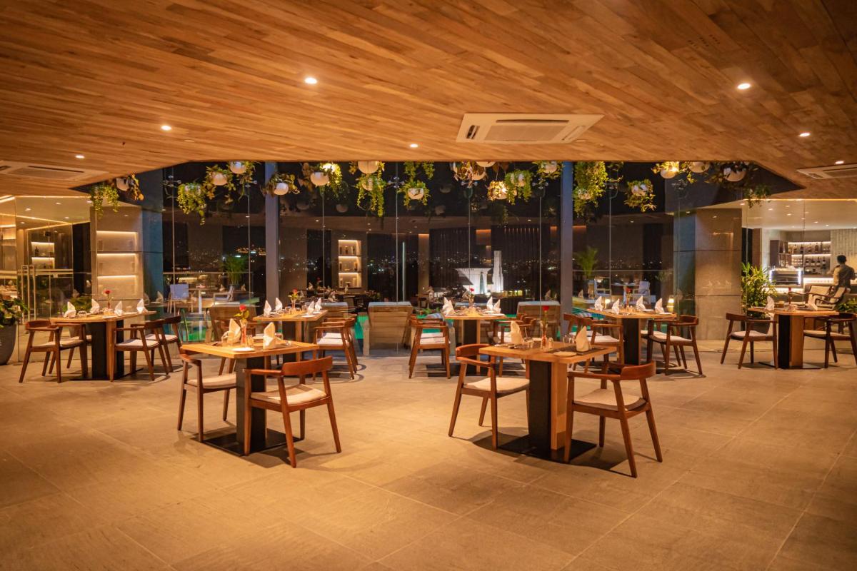 Suitetrails - Hotel Barahi Kathmandu