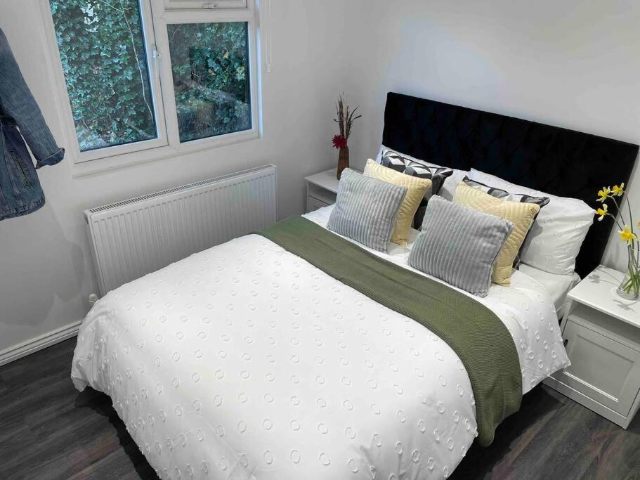 The Cabin - Housity