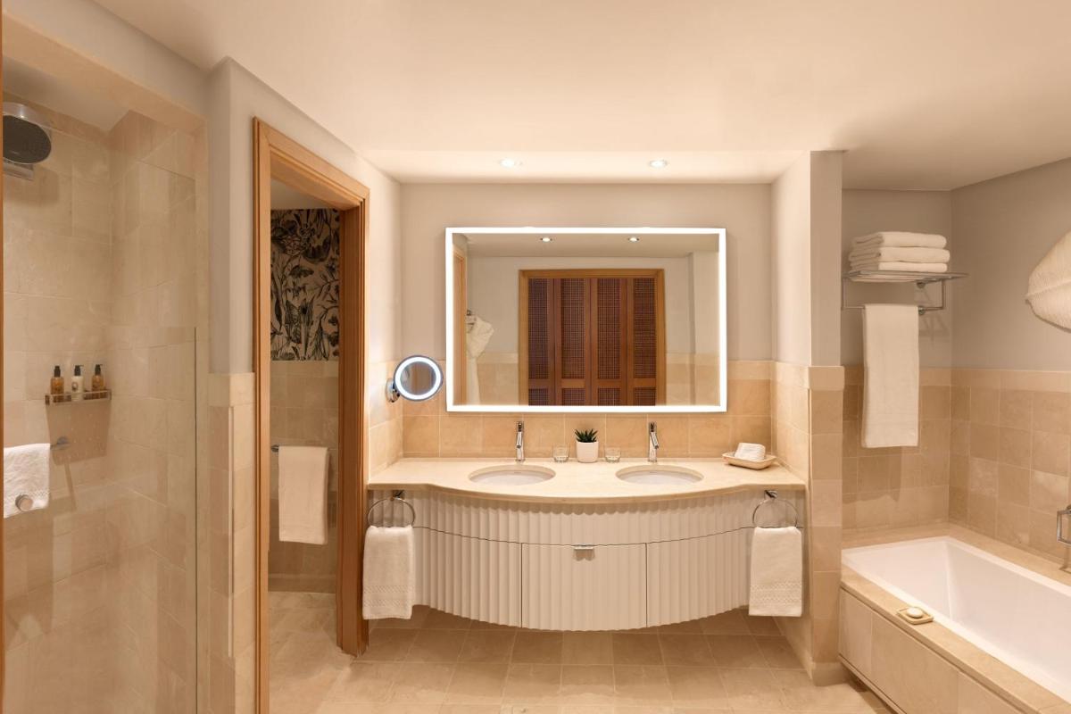 Un baño de The Ritz-Carlton Tenerife, Abama