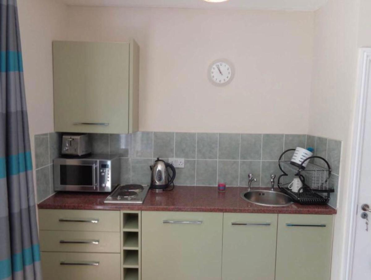 Wadebridge Whitecross studio 1 - Housity