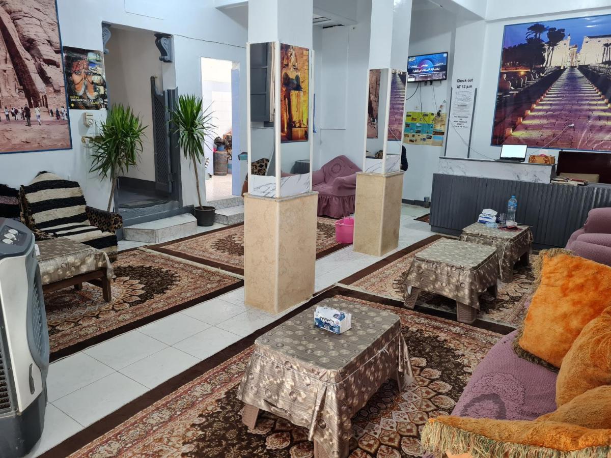 Grand Hotel &Hostel - Housity
