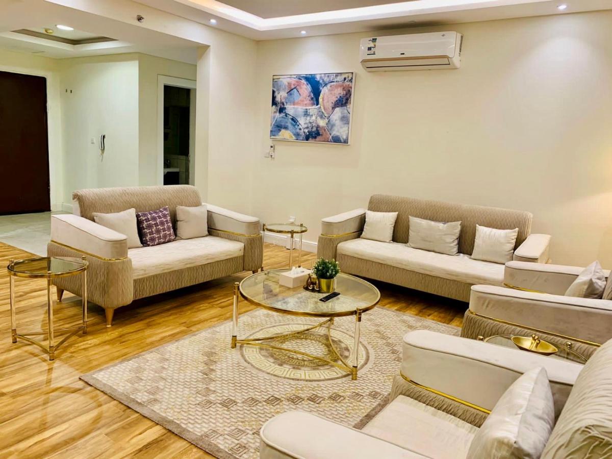 Suitetrails - Spacious 2 bedroom apt-in amazing location