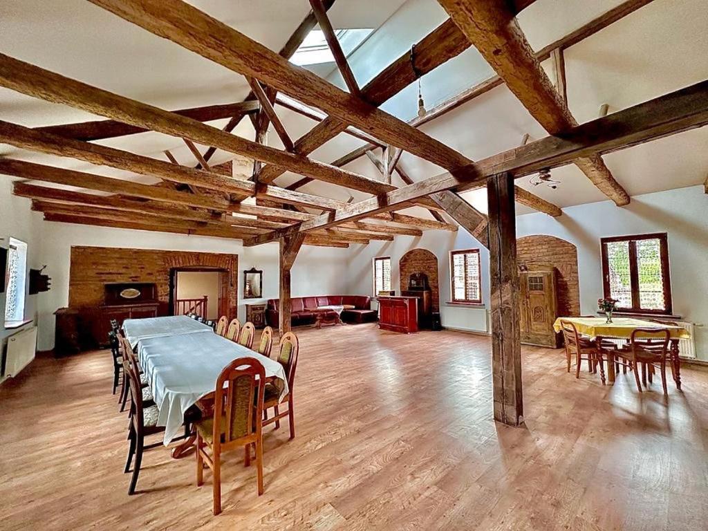 Dom Kawalera ?ciborzyce Ma?e 35 - Housity