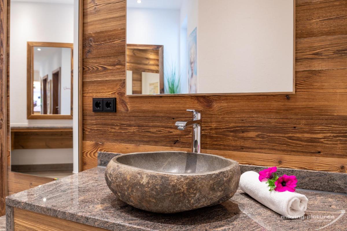 Landhotel Schwarzenbach - Wellness & Spa - Housity