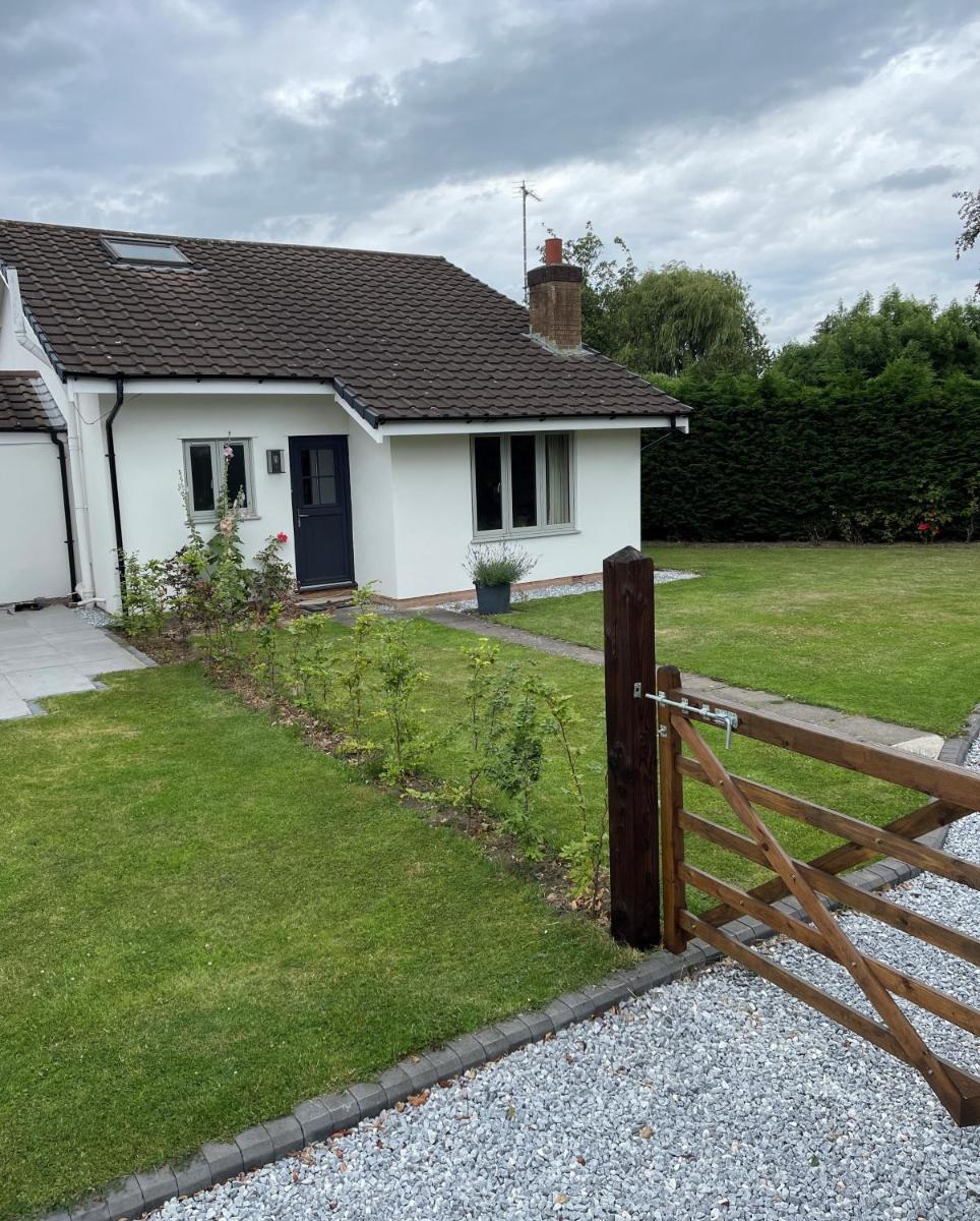 Fir Tree Cottage - Housity