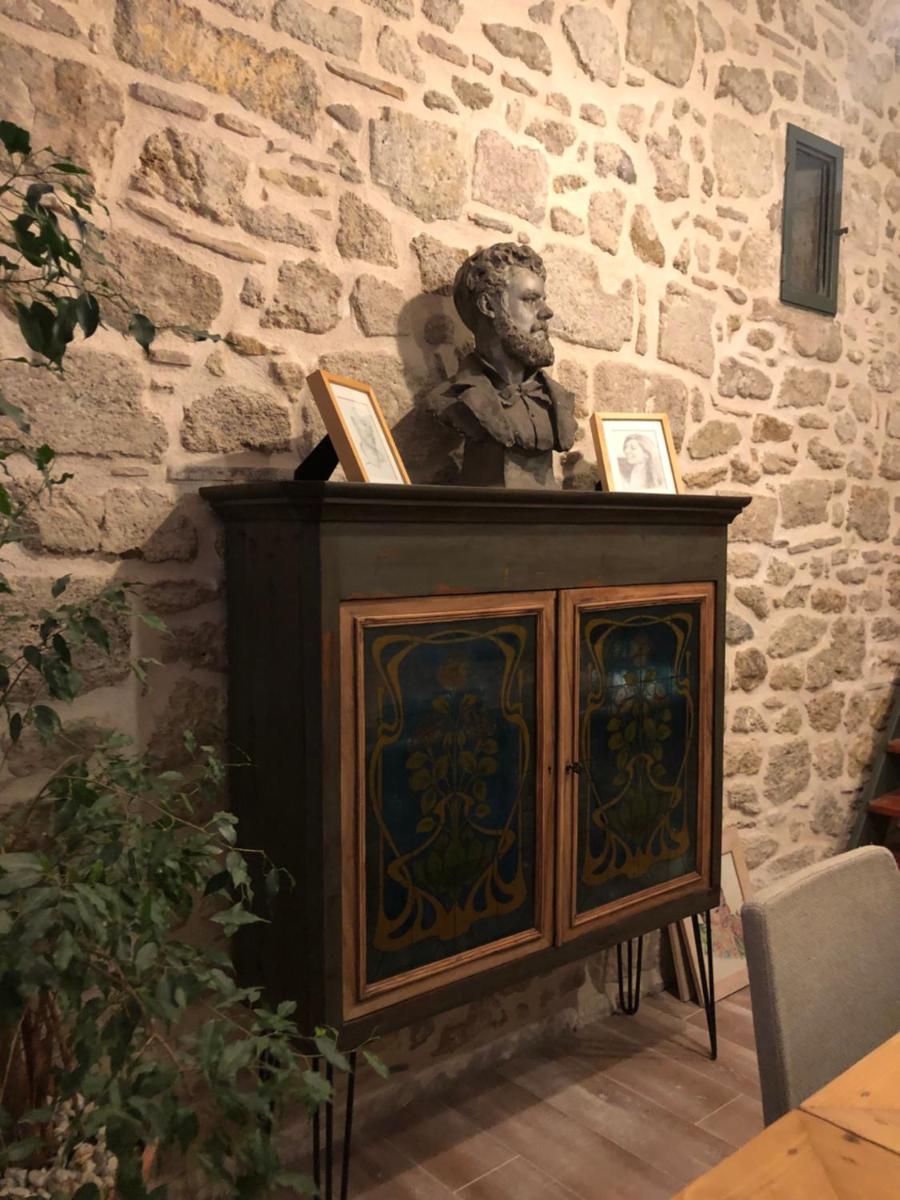 Au bout du pré - Housity