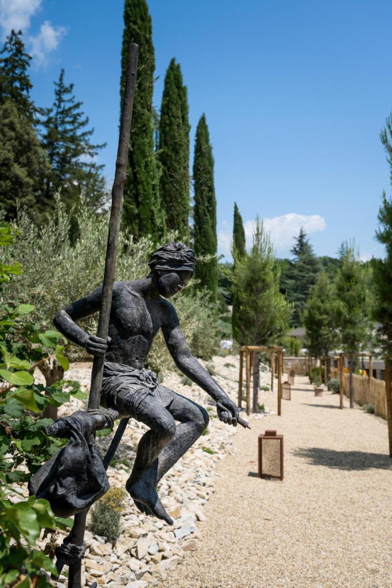 Jardin de l'établissement Le Couvent des Minimes, un Hôtel & Spa L'Occitane en Provence