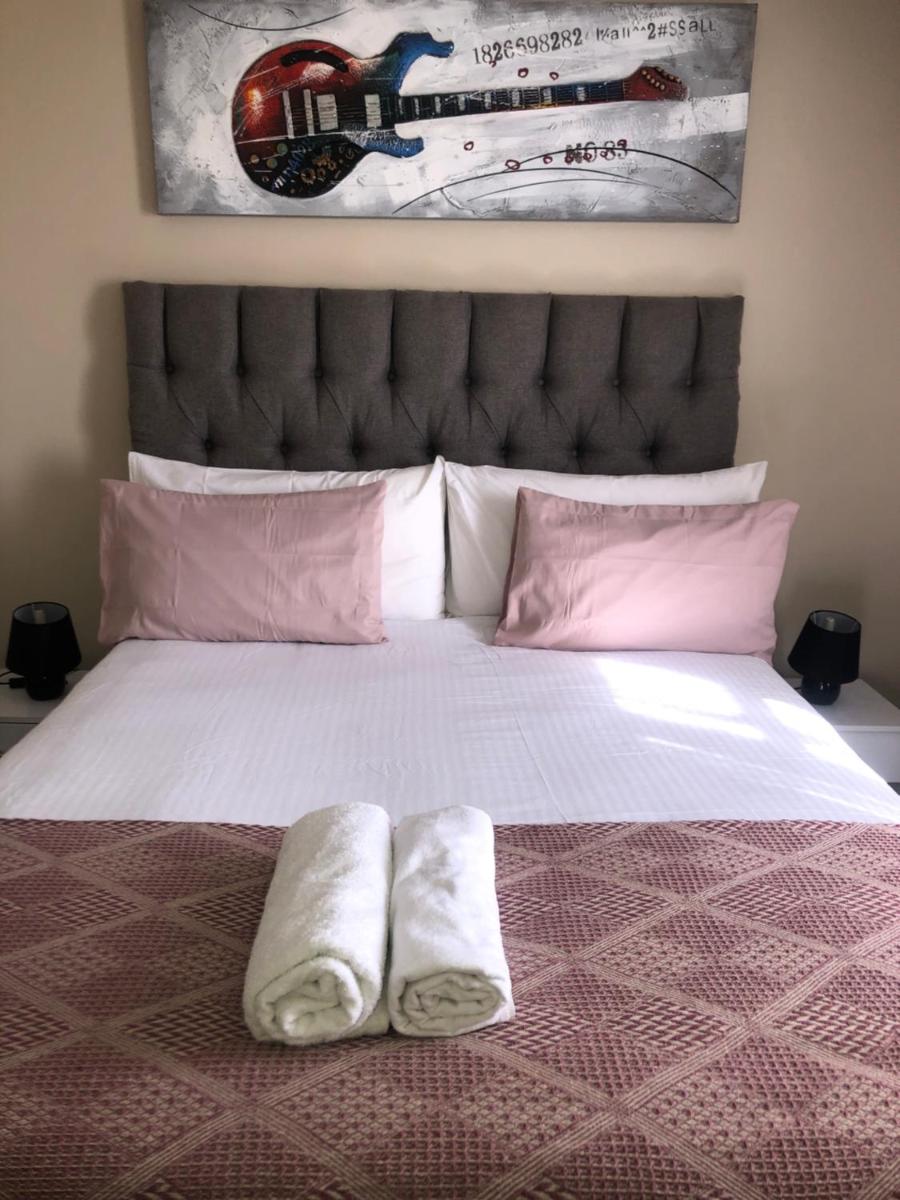 Menlyn Bizcation Accommodation - Housity