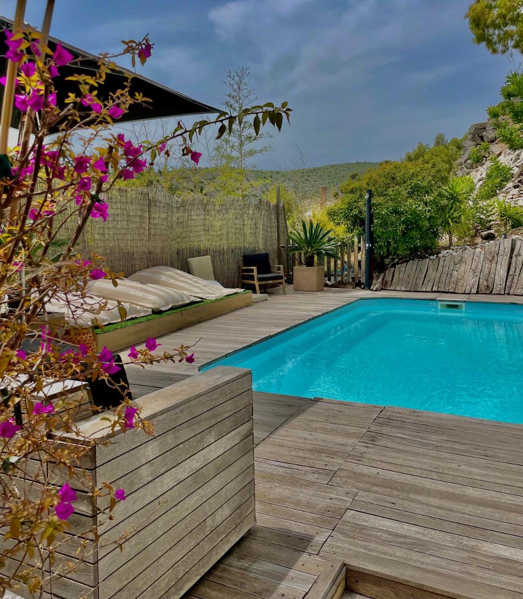 Piscine de l'établissement Hotel de La Plage - Mahogany ou située à proximité