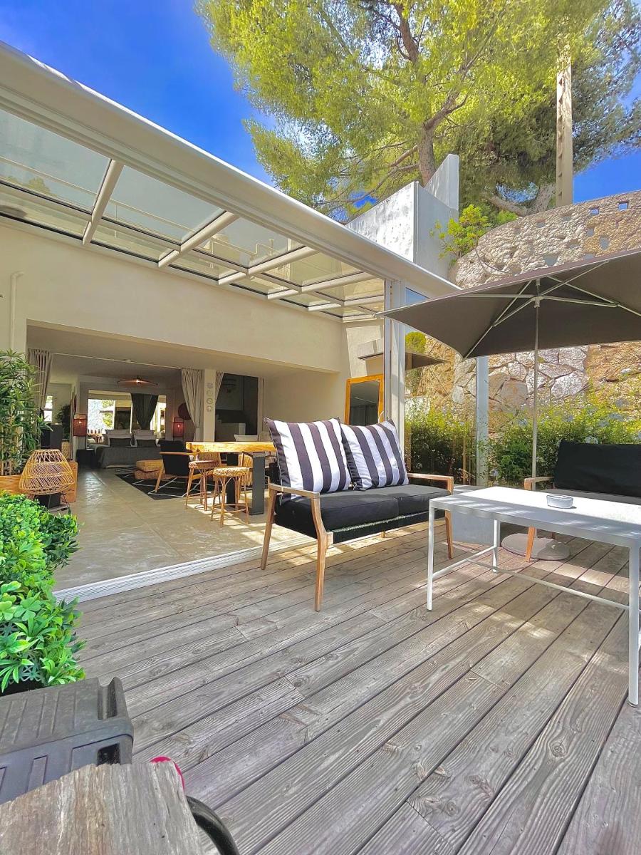 Jardin de l'établissement Hotel de La Plage - Mahogany