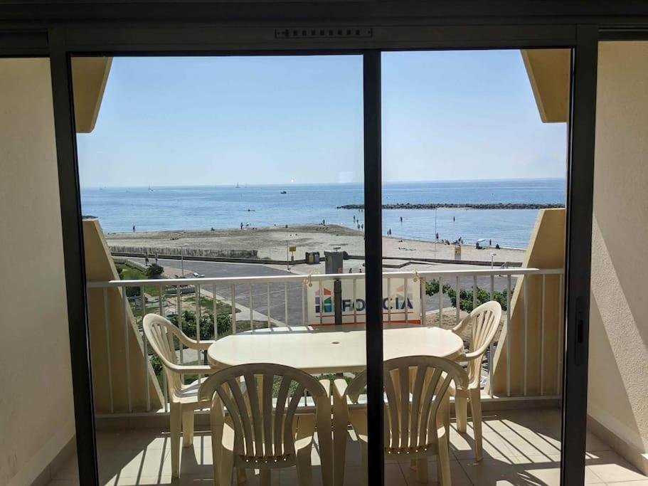 appartement vue mer à la plage - Housity