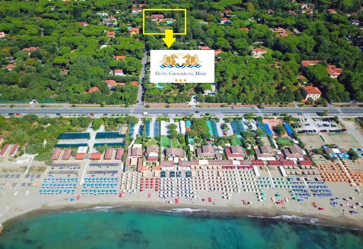 Hotel Cavalieri Del Mare - Housity