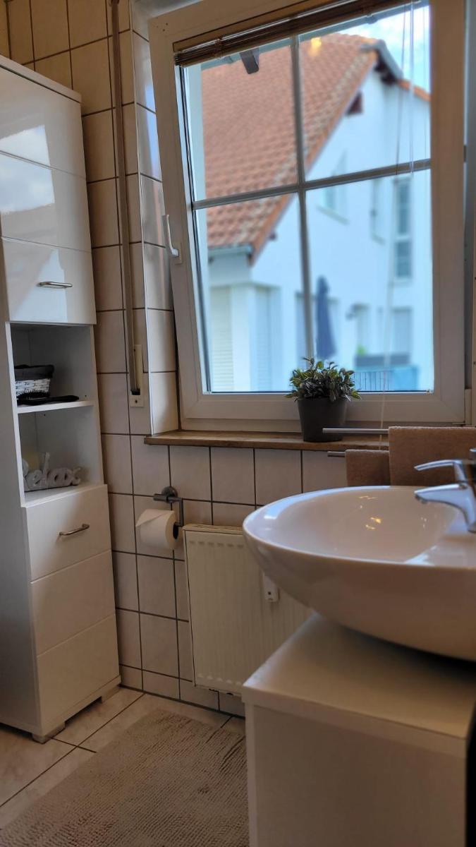 Berlin-Oase - schnuckelige Ferienwohnung an der Grenze zu Berlin - Housity