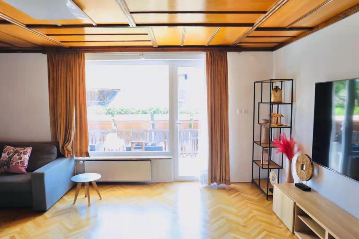 Pension MOYCHI - Housity