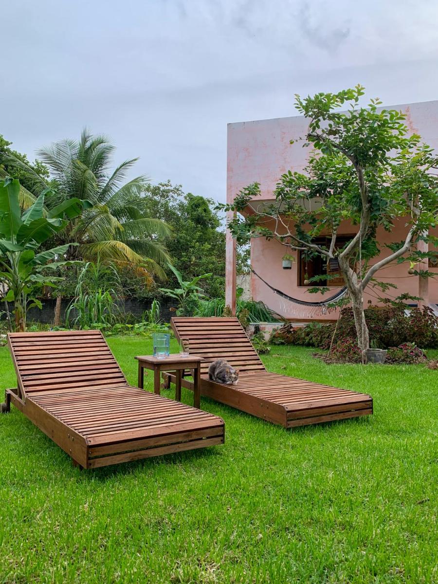 Casita Baiana Aluguel de Temporada Ilha de Itaparica, Vera Cruz - Housity