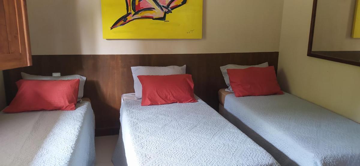 Casita Baiana Aluguel de Temporada Ilha de Itaparica, Vera Cruz - Housity