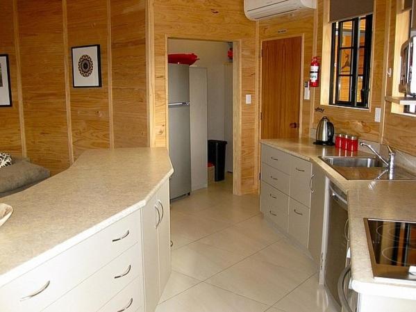 Mangawhero - Modern Yurt Style Chalet, Ohakune - Housity