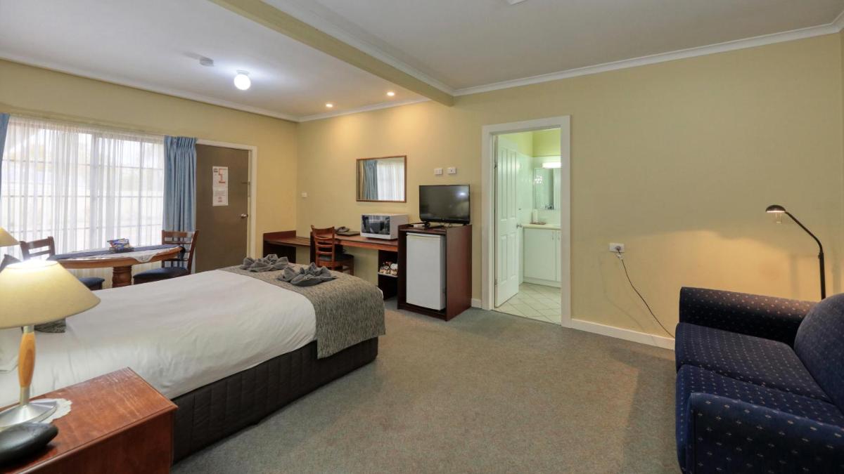 Suitetrails - Oasis Motor Inn
