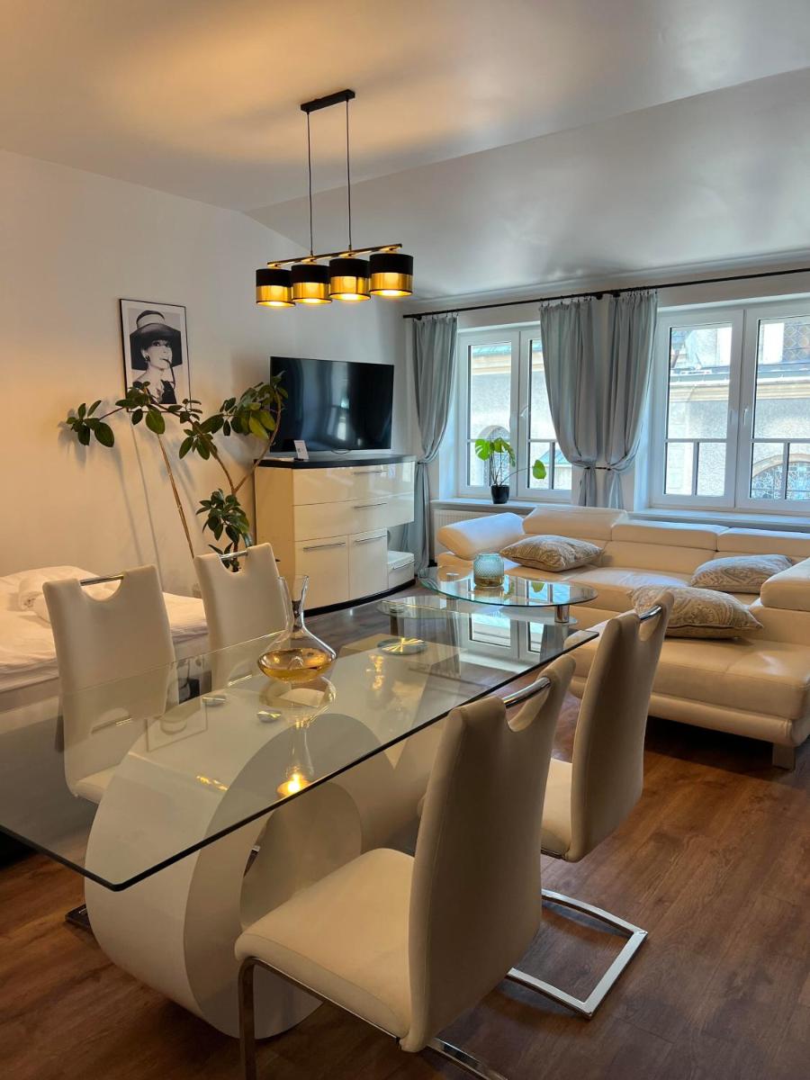 Apartamenty pod Katedrą - Housity