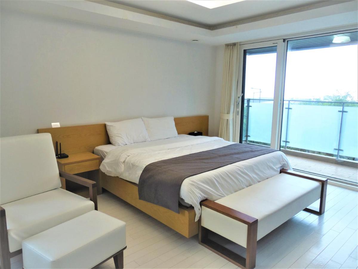 Healthcare Town Resort - Housity