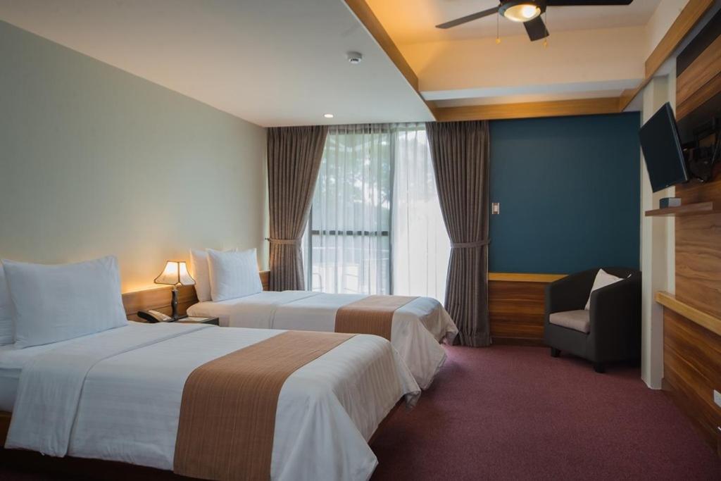 Grand Sierra Pines Baguio - Housity