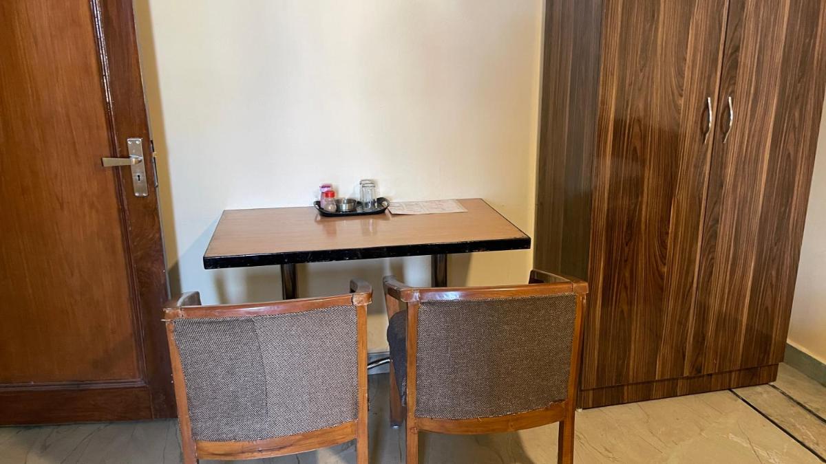 LIPISA INN - Housity