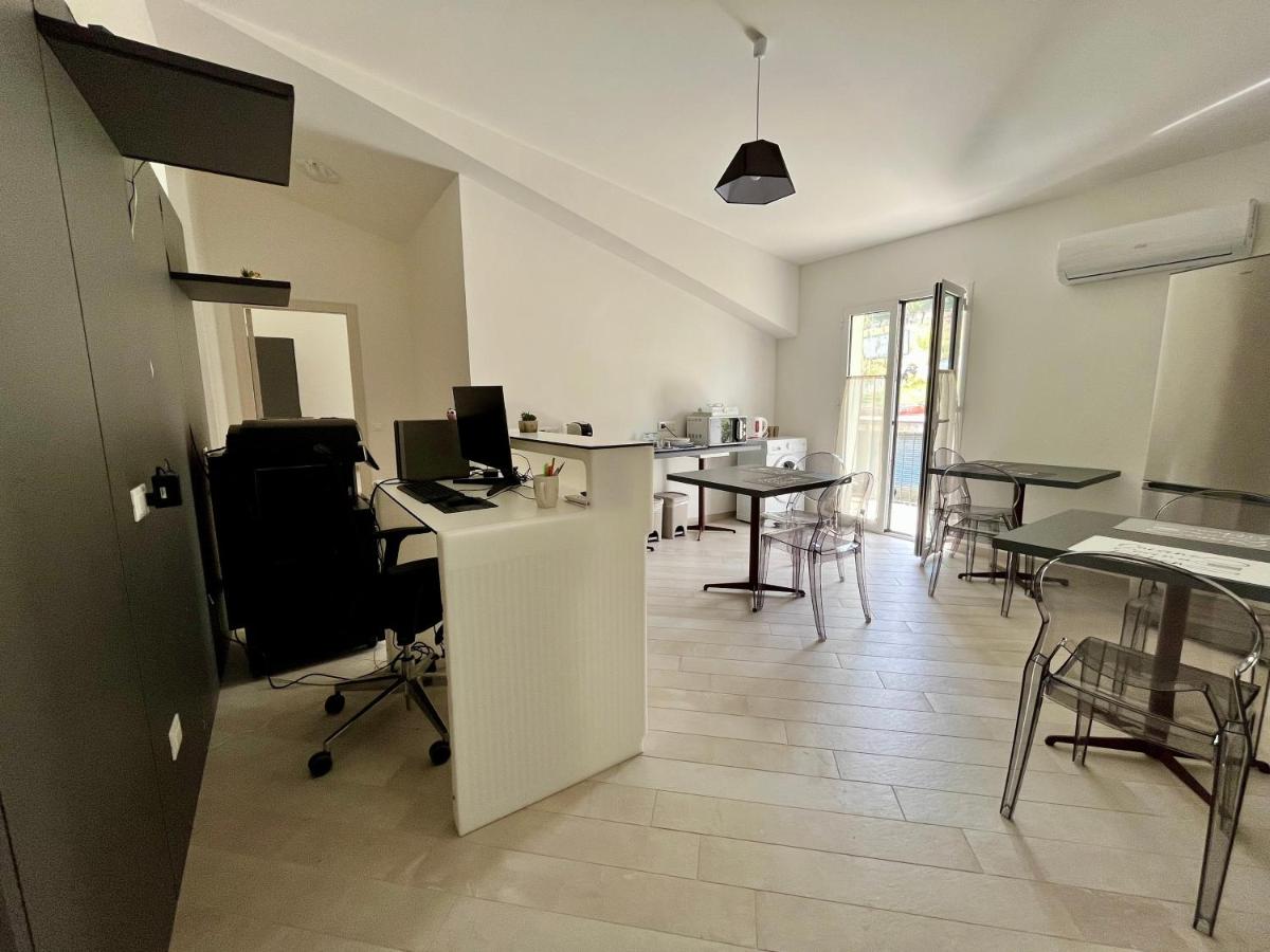 Sweet Home - Housity