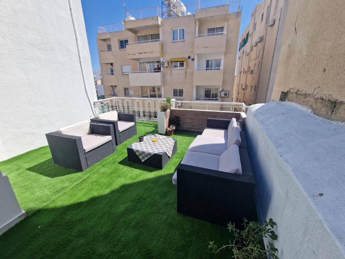 town center garden suite - Housity
