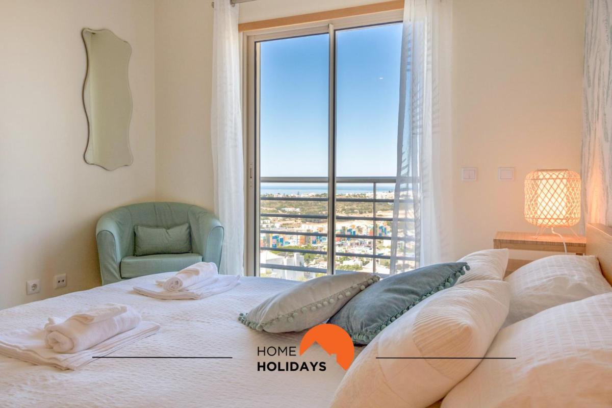 #028 T1 Orada by Home Holidays - Housity